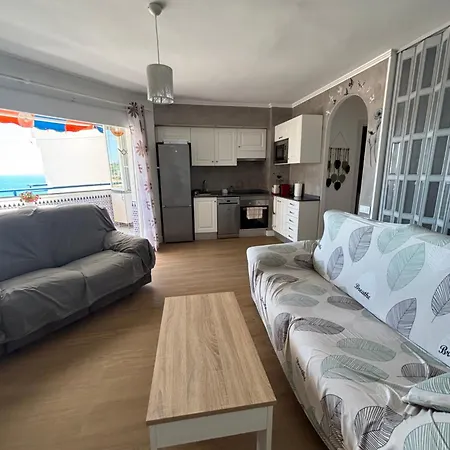 En Primera Línea De Playa Apartamento
